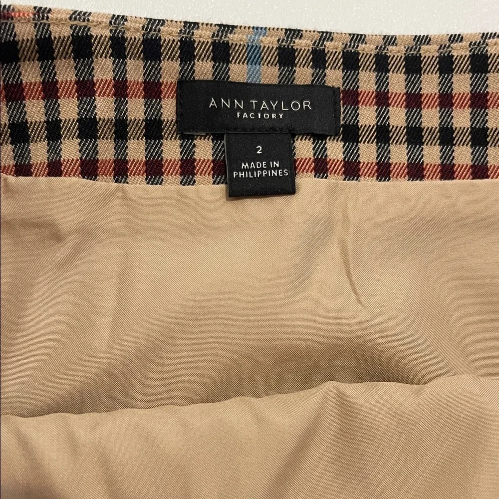 Ann Taylor Classic Plaid Pencil Skirt with Button Accents - Picture 5 of 7